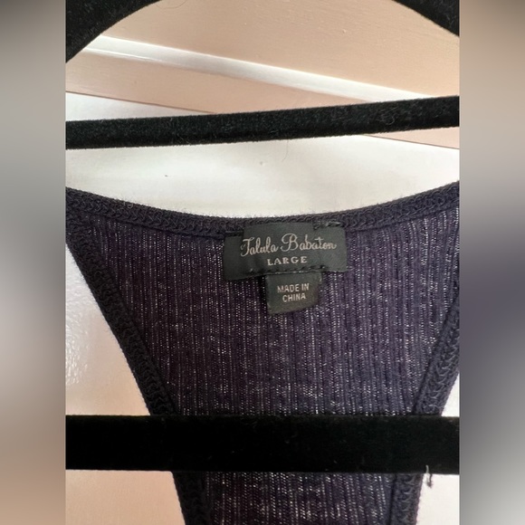 Aritzia Talula Babaton tank top. 💥2/15$💥 - Picture 4 of 4